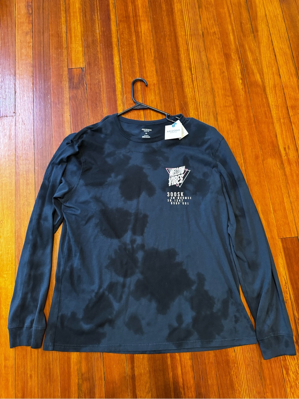Arizona Jean Company Black Tie-Dye Long-Sleeve Crew Shirt